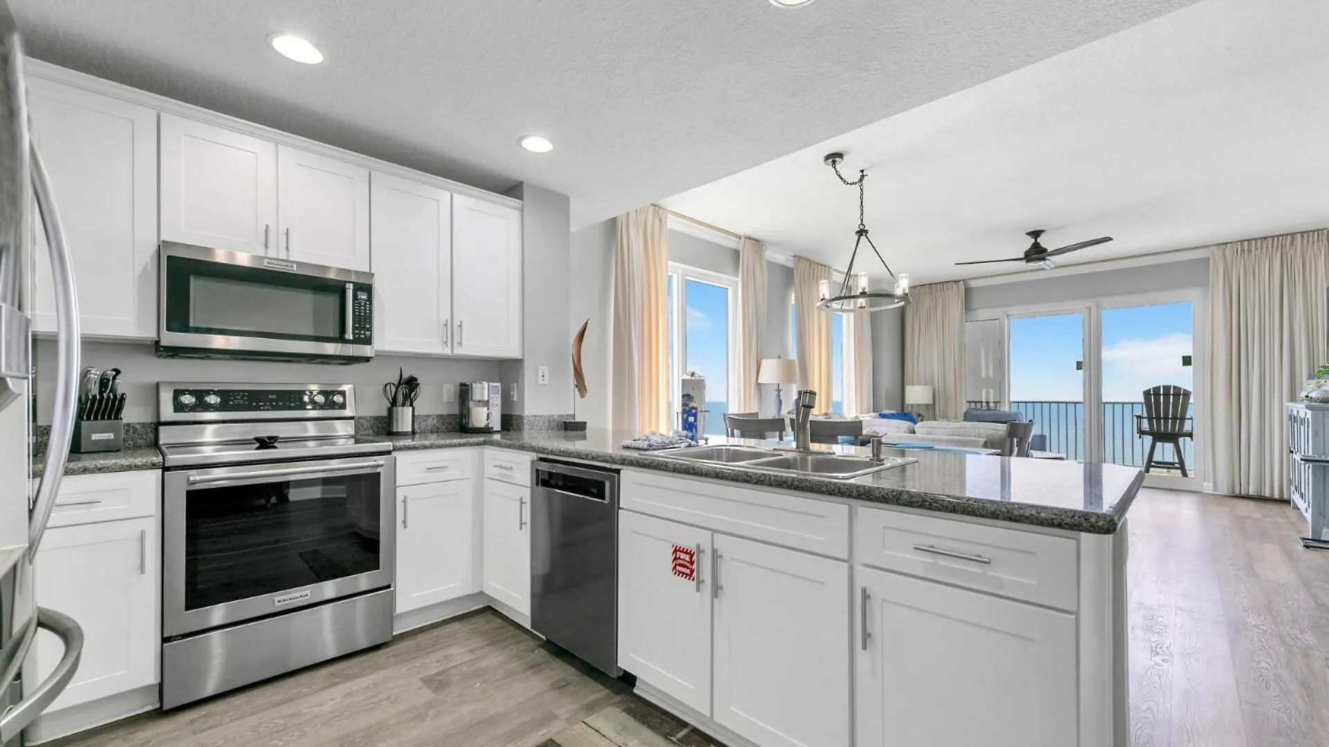 Grandview East 1601 - Azure Paradise Panama City Beach Apartment